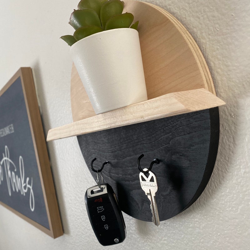 Birch Plywood Circle Key Holder: Natural Wood Organizer (9 inch )