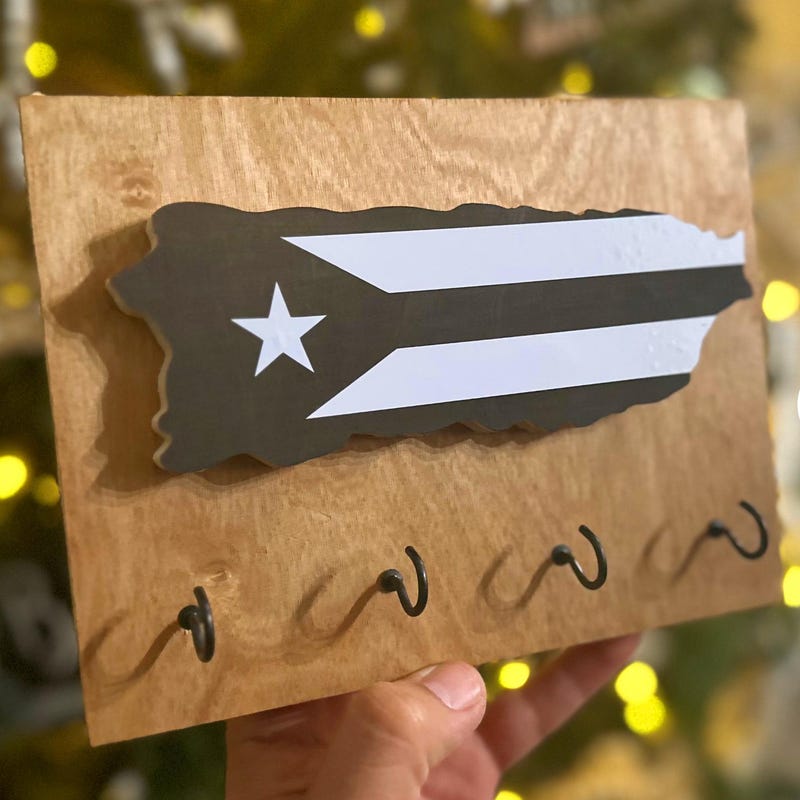 Puerto Rico Key Holder: Baltic Birch Wood Keychain Organizer